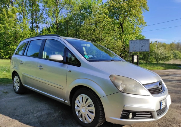 Opel Zafira cena 12000 przebieg: 338000, rok produkcji 2006 z Zabrze małe 407